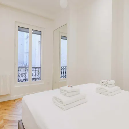 דירה Charming - 1br- 2p- Ternes פריז