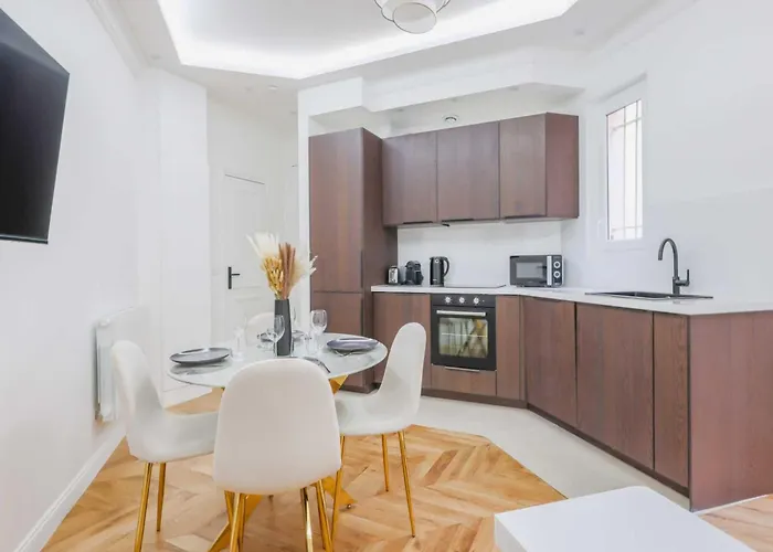 Charming - 1br- 2p- Ternes Paris