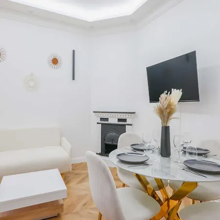 Charming - 1br- 2p- Ternes *